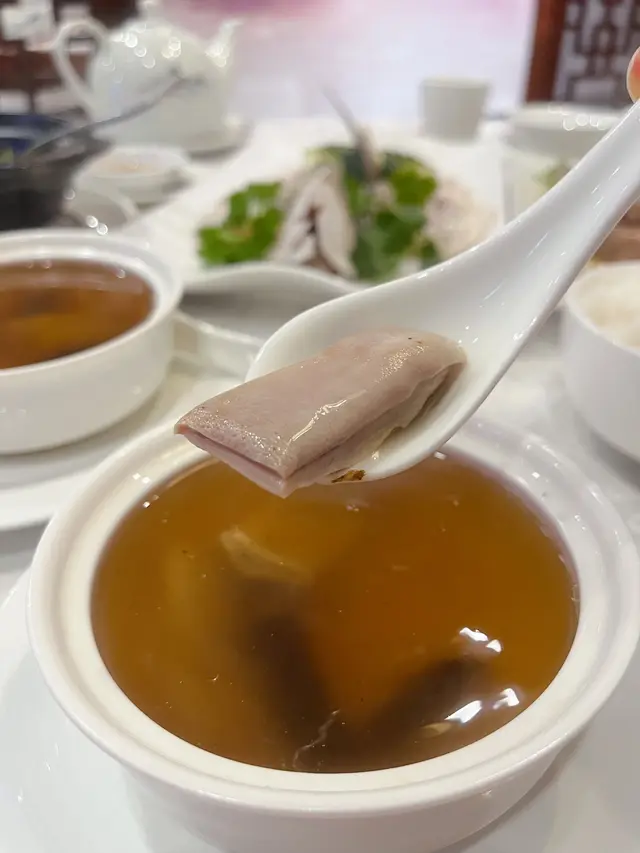 二十年老菜甫燉鮮豬肚