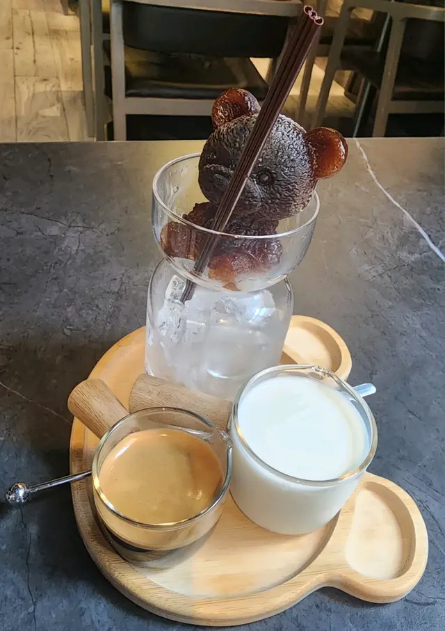 茶聊熊仔鮮奶咖啡