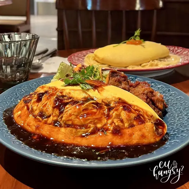 日式紅酒燉牛肉蛋包飯