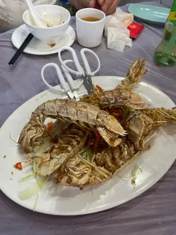 椒盐濑尿虾