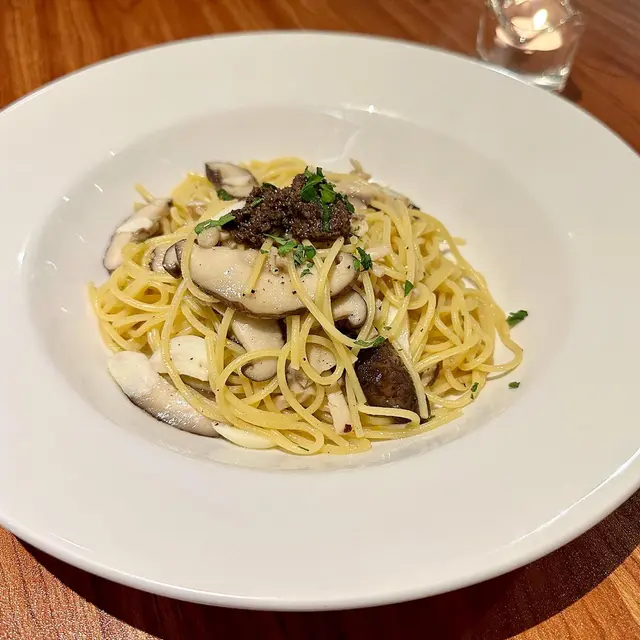 黑松露醬野菌意粉