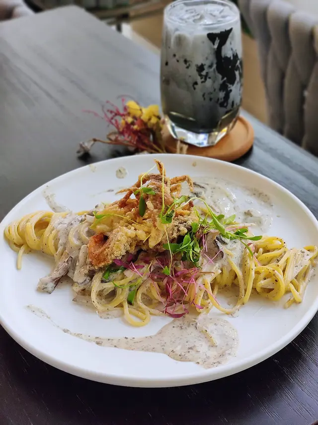 軟殼蟹黑松露雜菇忌廉意粉