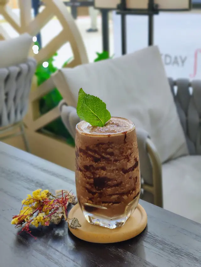 香蕉朱古力奶昔 