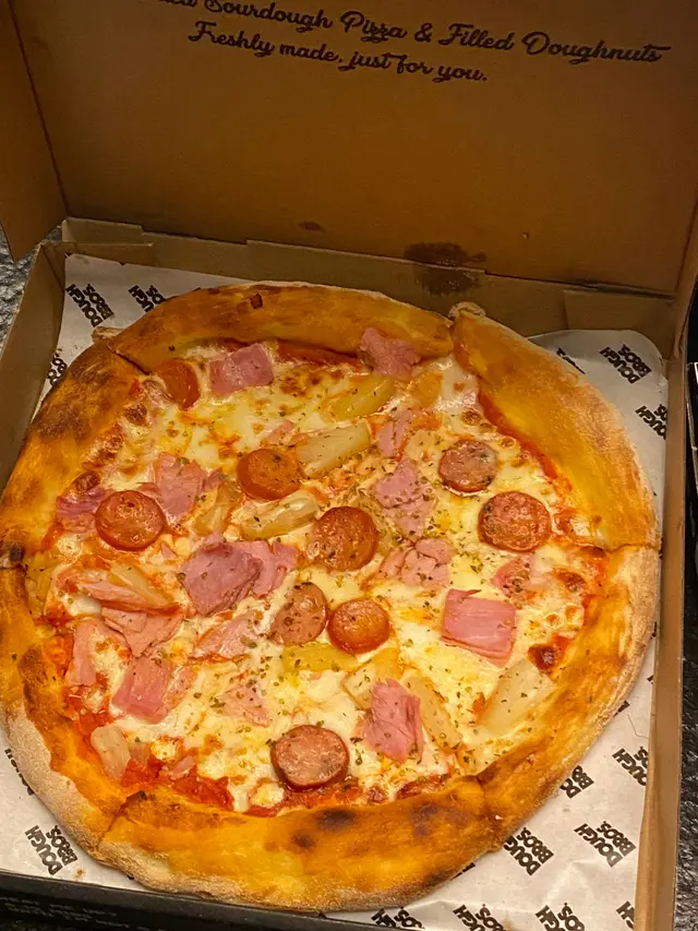 味道偏淡，而且和附送的黑松露醬味道不太搭