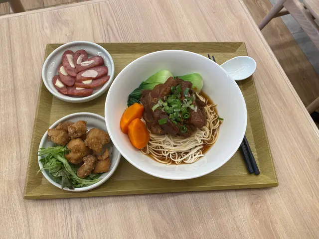 紅燒牛肋條拌麵套餐