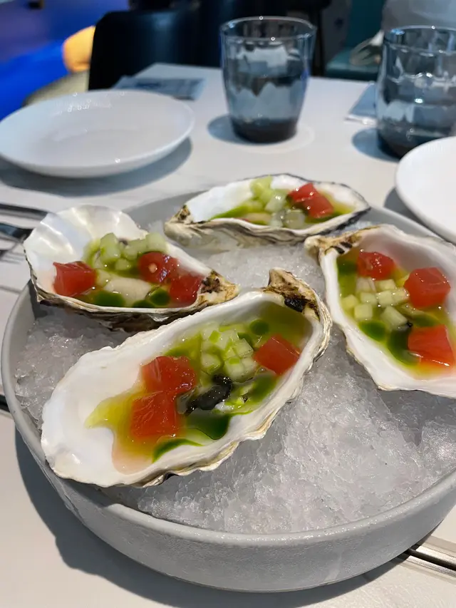 Signature Oyster(cucumber, watermelon)
