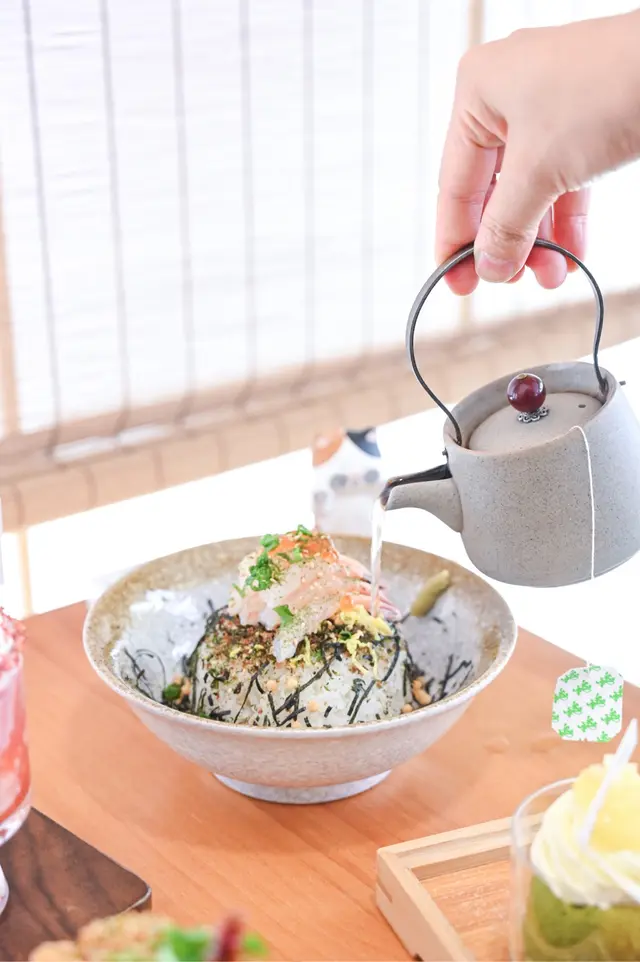 甜蝦三文魚籽茶漬飯