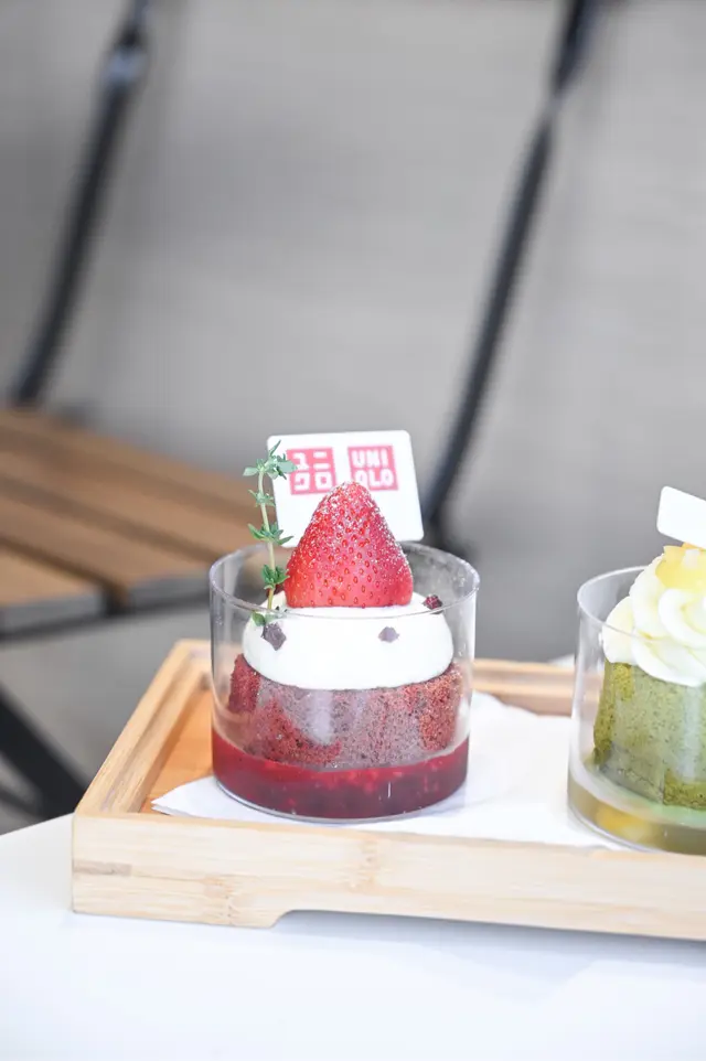 雜莓紅絲絨盒子蛋糕