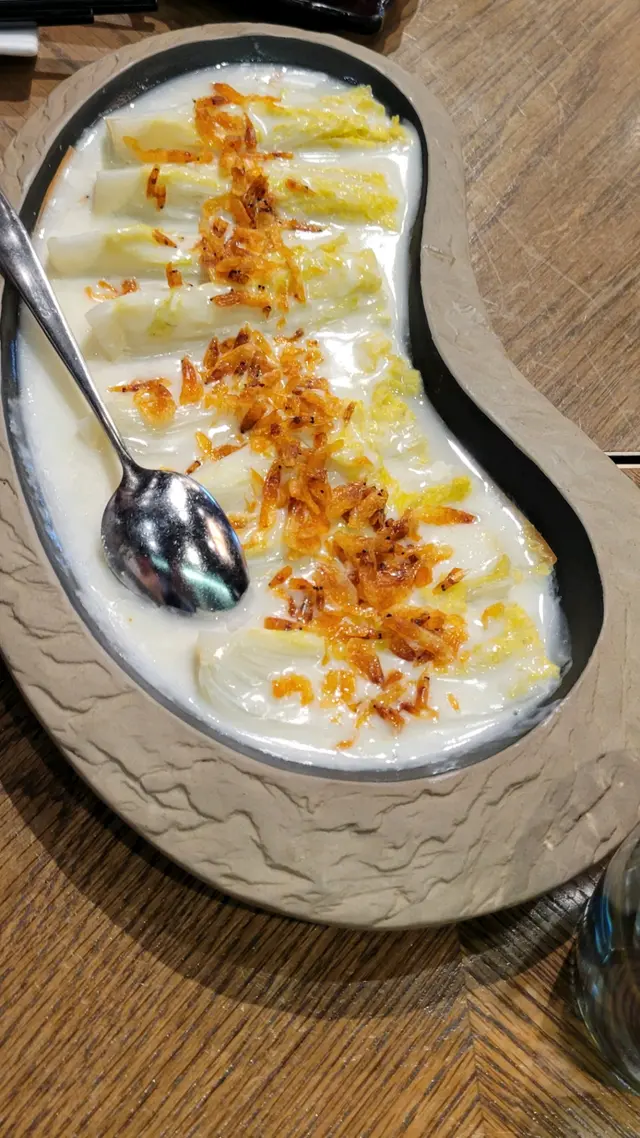 櫻花蝦魚湯津白