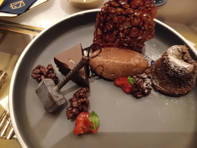 朱古力聯盟係全 Dark Chocolate 小食。苦中帶甜。