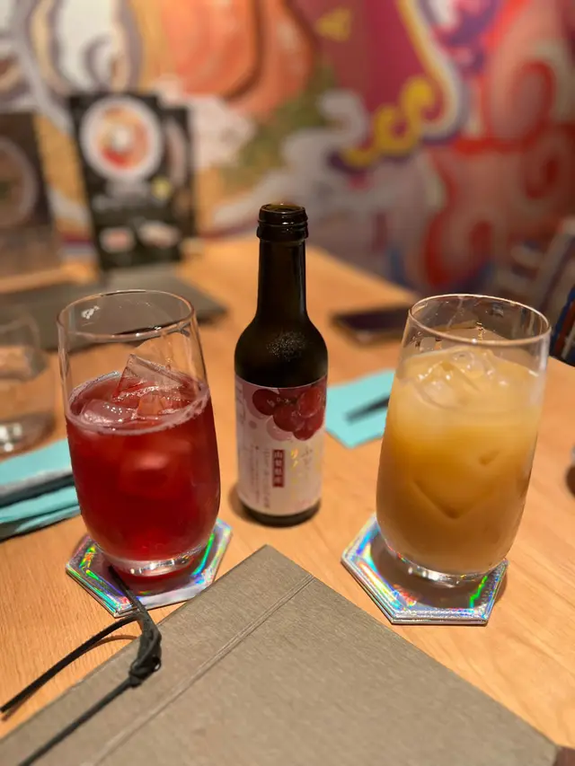 木村梳打氣水(巨蜂)、白桃焙茶