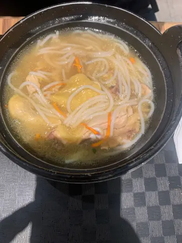 蟲草雞湯米線