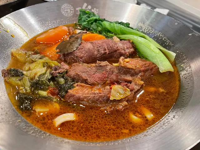 真台客牛肉麵