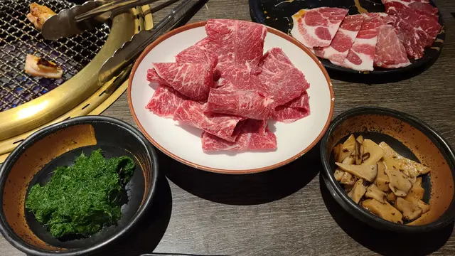 薄燒牛肉山