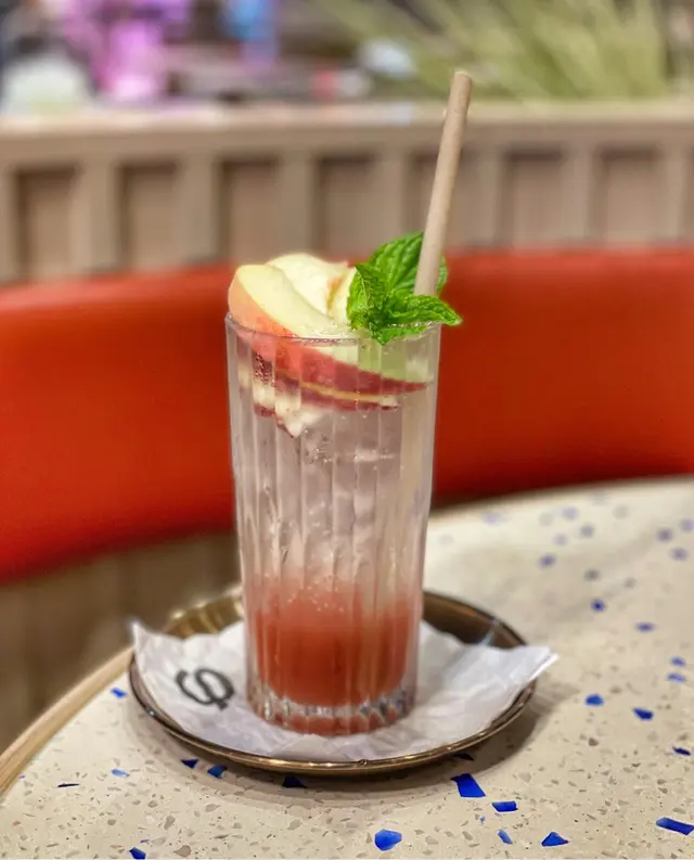 粉紅仲夏白桃梳打