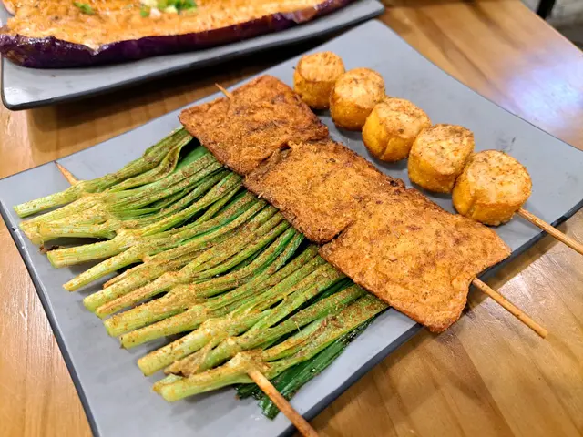 燒韭菜;燒香卜卜魚豆腐;燒脆脆香燒賣