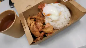 烧汁温泉蛋南蛮炸弹鸡珍珠米