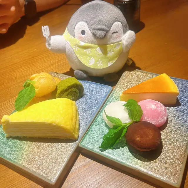 北海道千層蛋糕配甘味卷蛋、日式芝士蛋糕配原味泡芙、三色蔴糬福餅