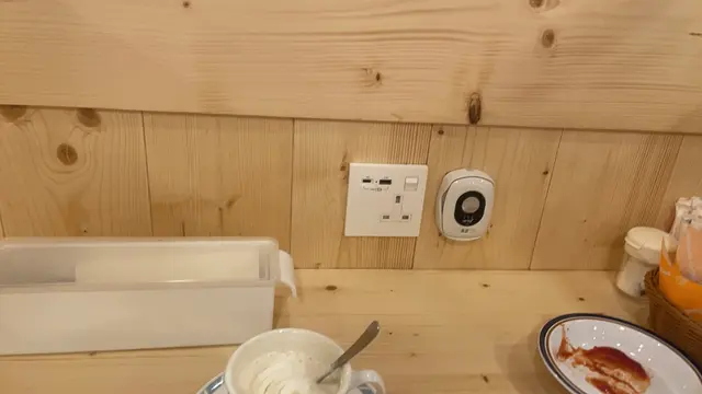 單人卡位有插頭位,感覺上,如果沒有限時可以坐耐點。