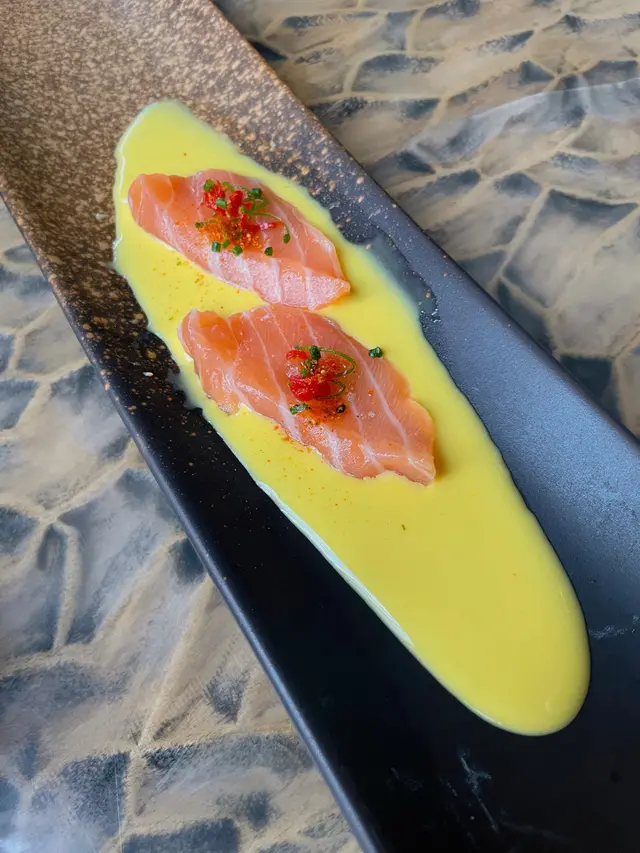 Salmon tiradito