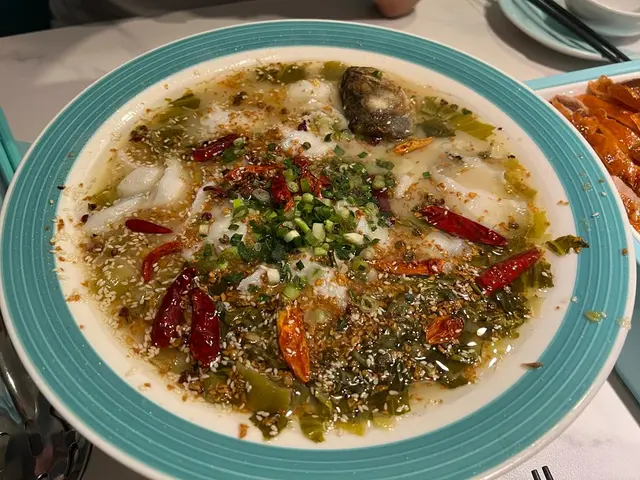 姚姚酸菜魚（精裝版）