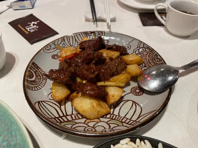 蜜薯牛柳粒