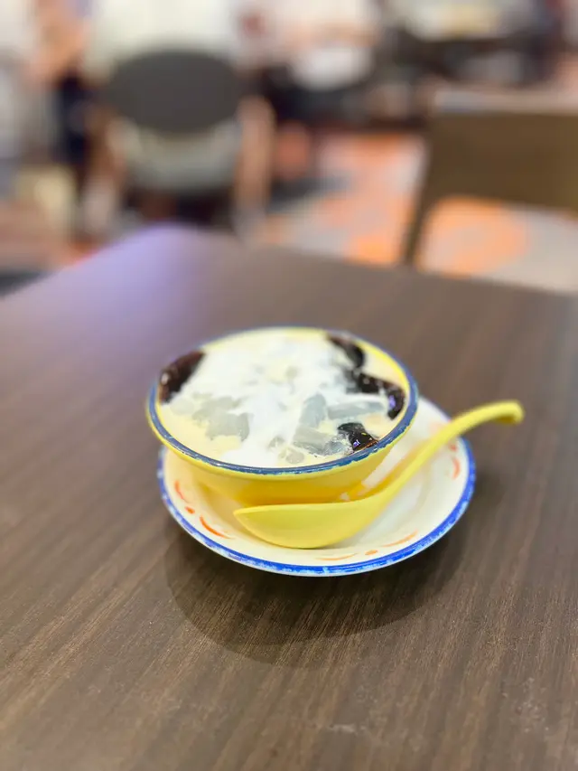 椰汁椰果爆珠仙草