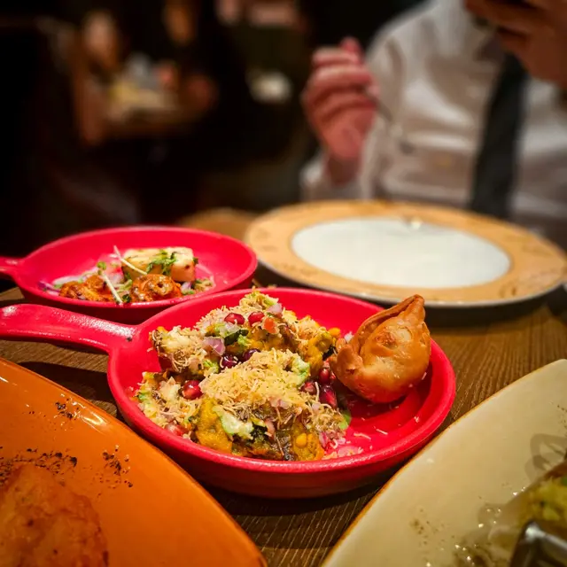 Vegetable Samosa & Palak Patta Chaat