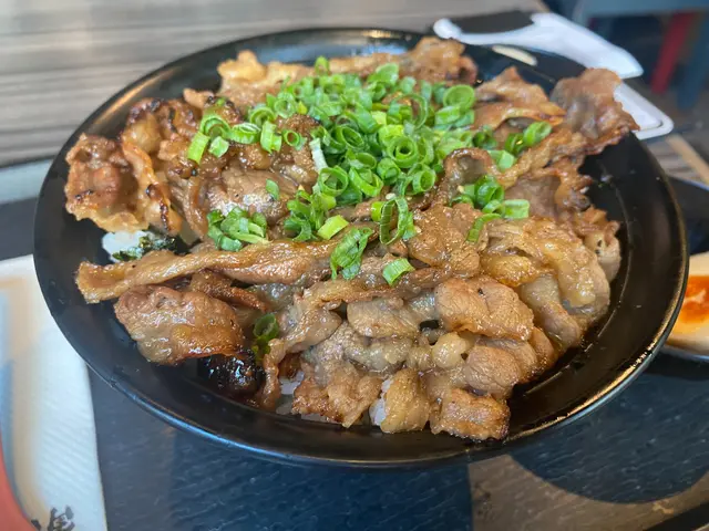 牛角燒牛肉丼