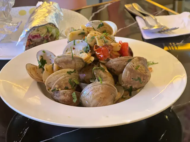 Sautéed  clam