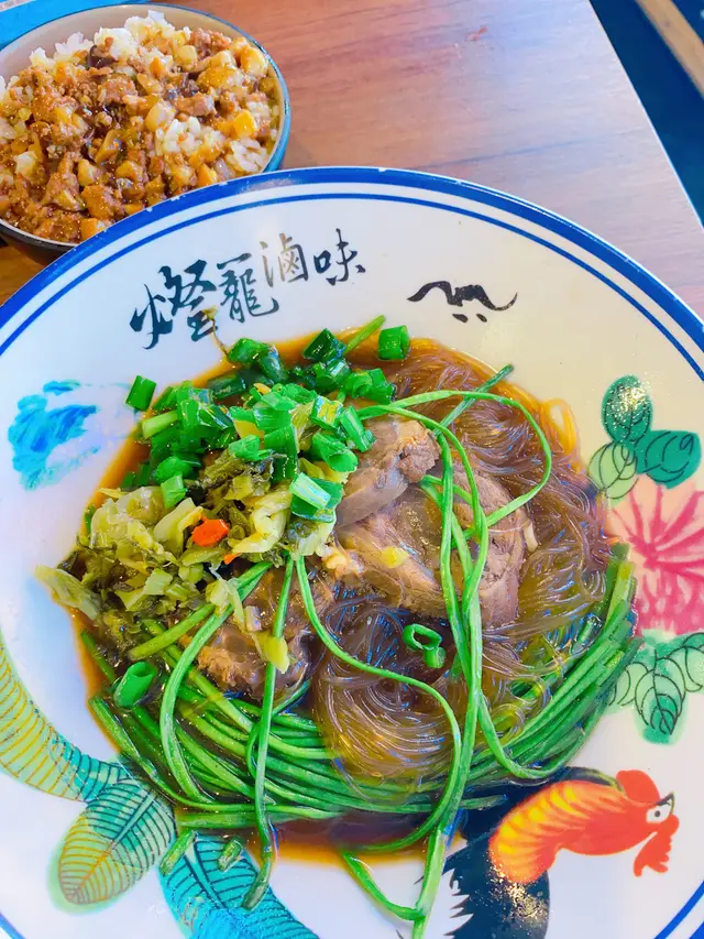 水蓮,冬粉,多蔥,牛筋肉