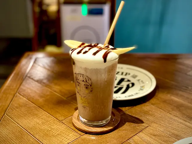 香蕉朱古力奶昔