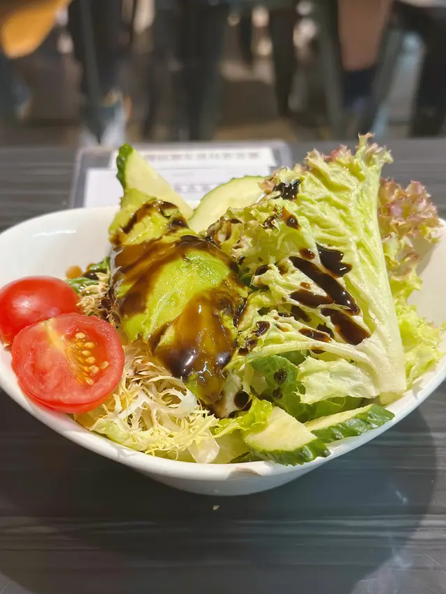 田園素菜沙律配牛油果