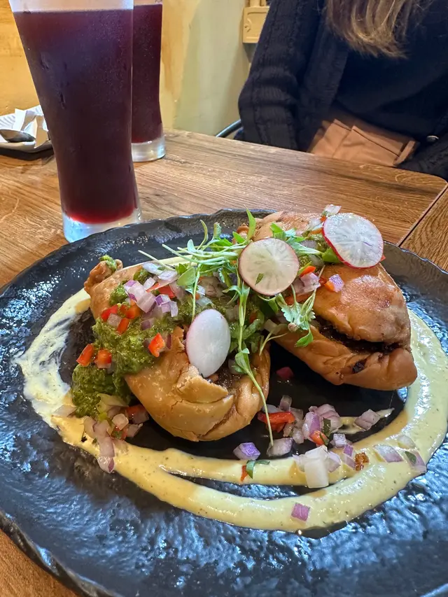 秘魯特色海鮮餡餅