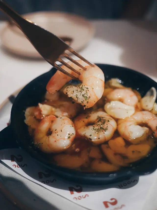 蒜片欖油大蝦