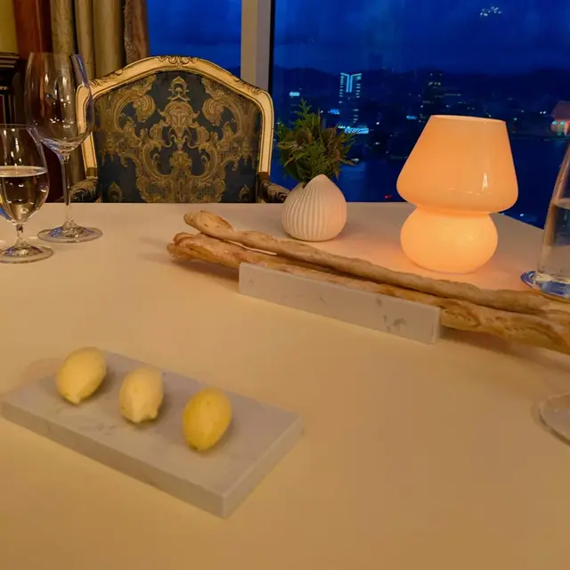 餐廳自家製麵包&牛油