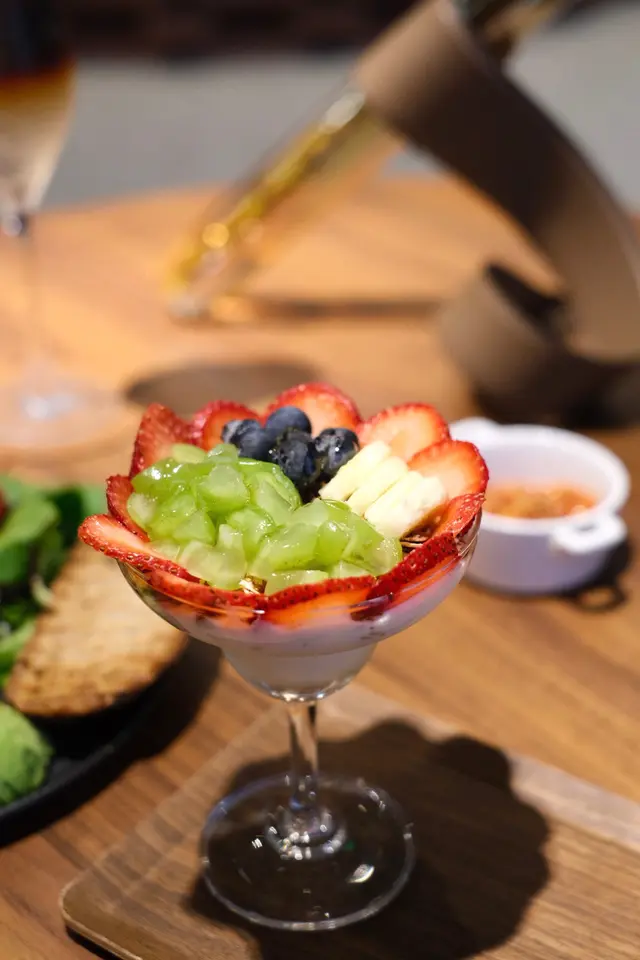 Greek yogurt bowl