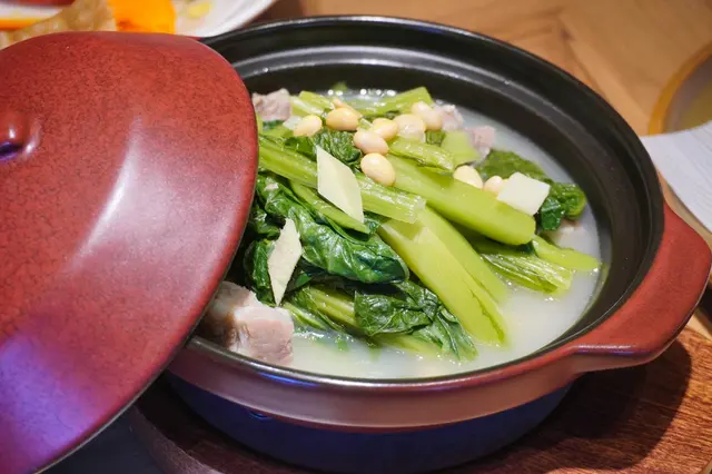 潮式鹹排骨春菜煲