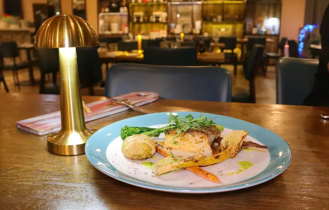 Toothfish 南極鱈魚柳伴芝士焗薯及地中海汁 HK