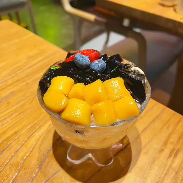 芋圓仙草豆腐花