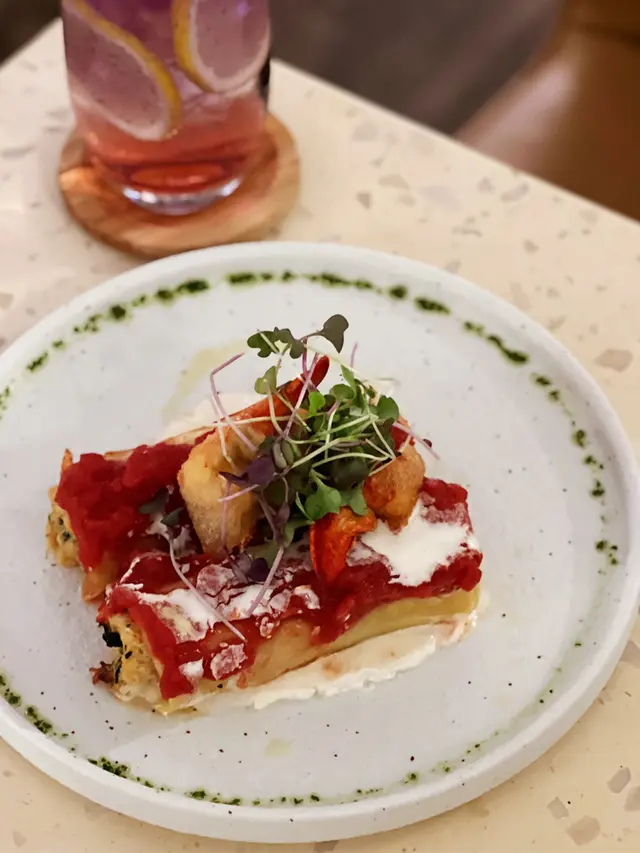 芝士菠菜龍蝦蟹肉意粉卷