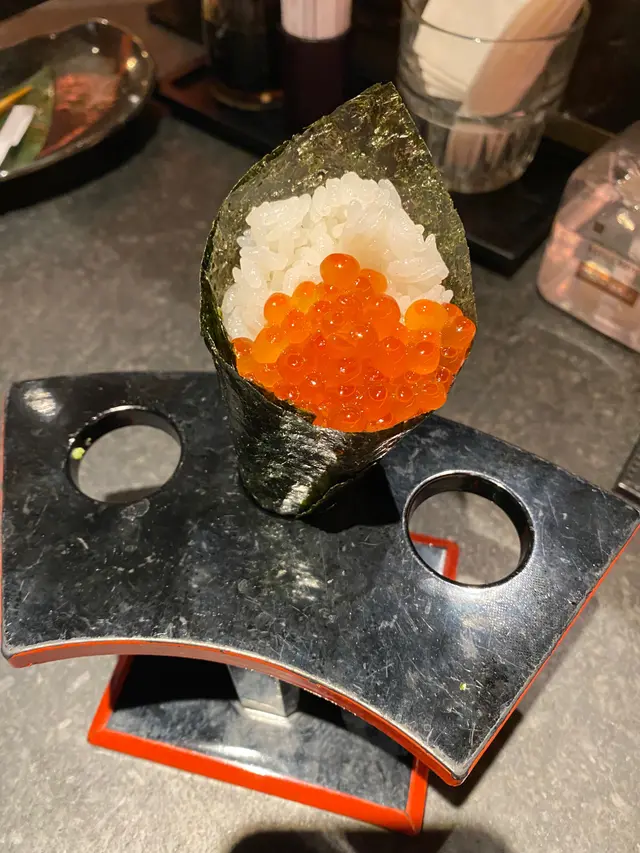 三文魚籽手卷