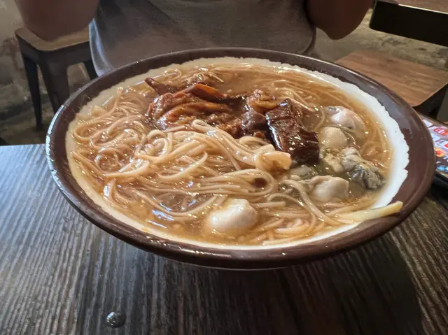 蚵仔大腸麵線
