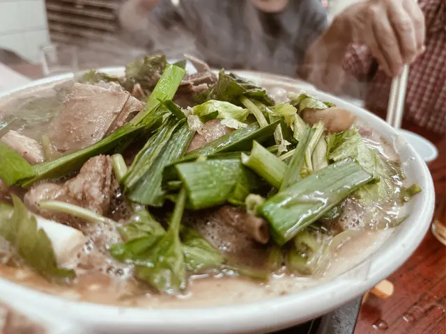 羊腩煲
