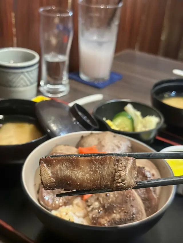 厚燒牛舌飯