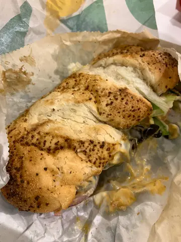Ranch  chicken  🍗 bacon  🥓 melt  