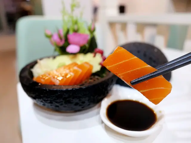 素三文魚刺身