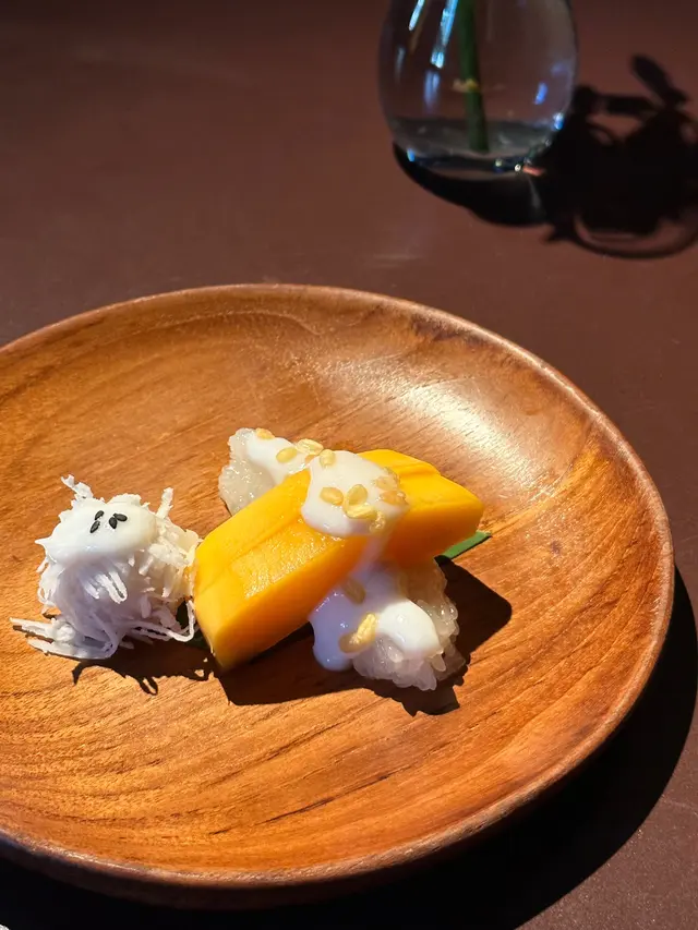 芒果糯米飯 & 蒸棕櫚糖椰蓉湯圓