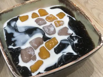 招牌仙草冰沙