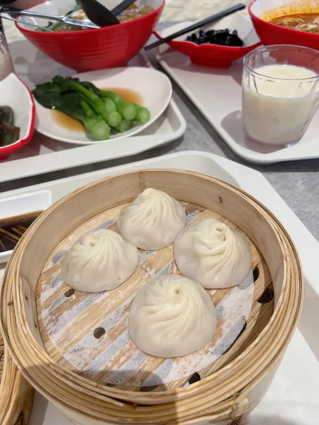 皇小館小籠包